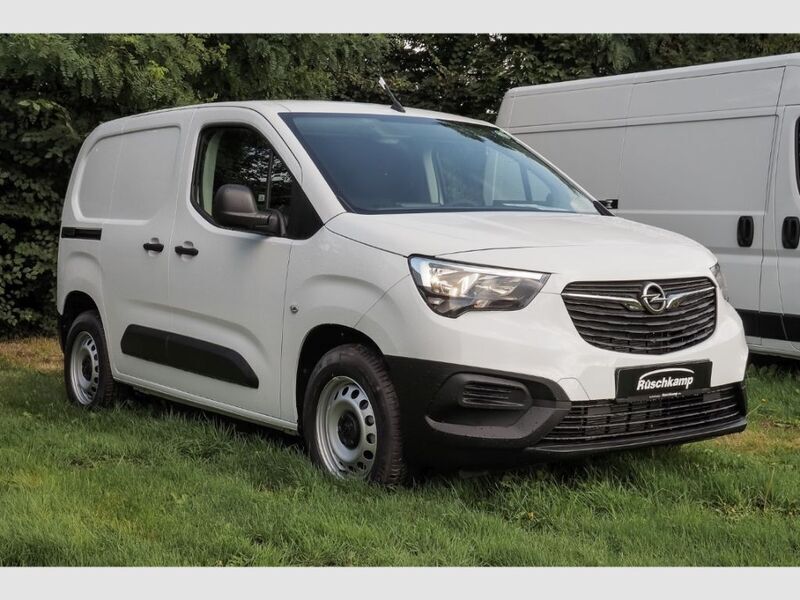 Gebraucht Opel Combo-e Life Edition 100 kW (136 PS) 2024 Weiß Limousine
