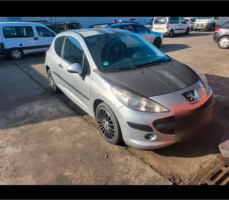 Gebraucht Peugeot 207 75 PS (55 kW) 2007 Silber Kleinwagen