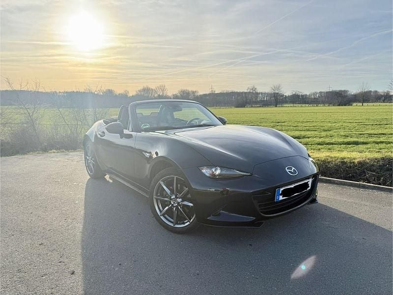 Schwarz Gebraucht 2017 Mazda MX5 Sports-Line Cabrio | 17.900 € (Guter Preis) - Bild 1/4