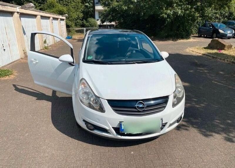 Weiß Gebraucht 2009 Opel Corsa OPC Kleinwagen | 1.600 € (Fairer Preis) - Bild 1/4