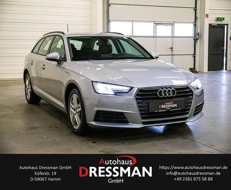 Gebraucht Audi A4 Basis 190 PS (139 kW) 2017 Florettsilber metallic Kombi