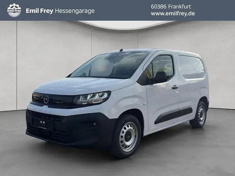 Neu Opel Combo 131 PS (96 kW) 2026 Weiß Van
