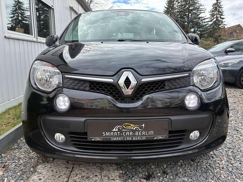 Używany Renault Twingo Luxe 90 KM (66 kW) 2016 Czarny Hatchback