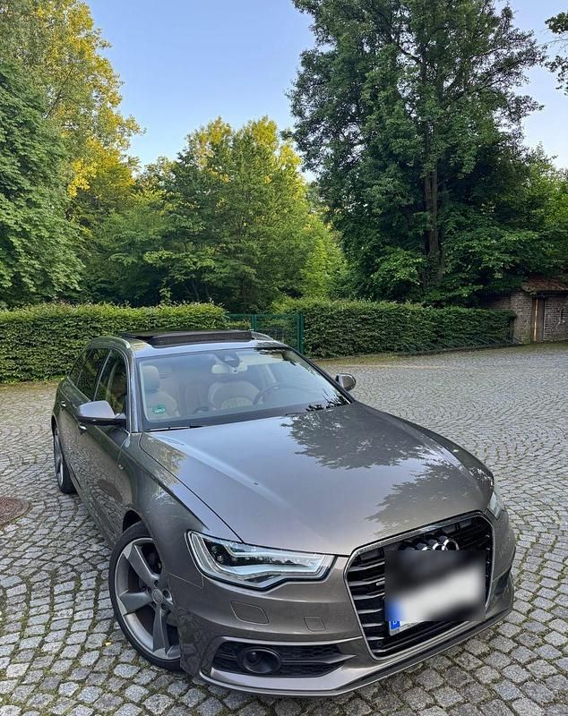 Gebraucht Audi A6 Ambiente 245 PS (180 kW) 2014 Grau Kombi
