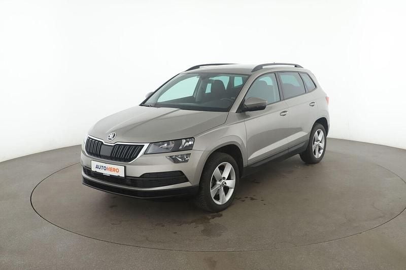 Grau Gebraucht 2019 Skoda Karoq Ambition SUV | 16.960 € (Guter Preis) - Bild 1/3