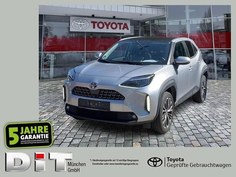 Silver metallic Gebraucht 2021 Toyota Yaris Cross Elegant SUV | 22.990 € (Fairer Preis) - Bild 1/4