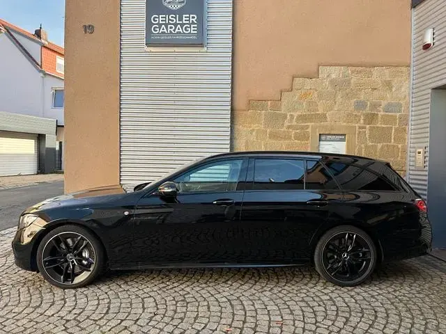 Gebraucht Mercedes E53 AMG AMG 435 PS (319 kW) 2021 Schwarz (schwarz) Kombi
