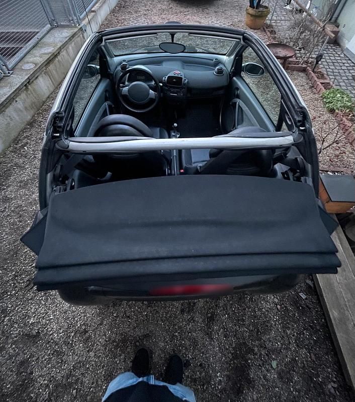 Gebraucht Smart ForTwo Cabrio 61 PS (44 kW) 2004 Schwarz Cabrio