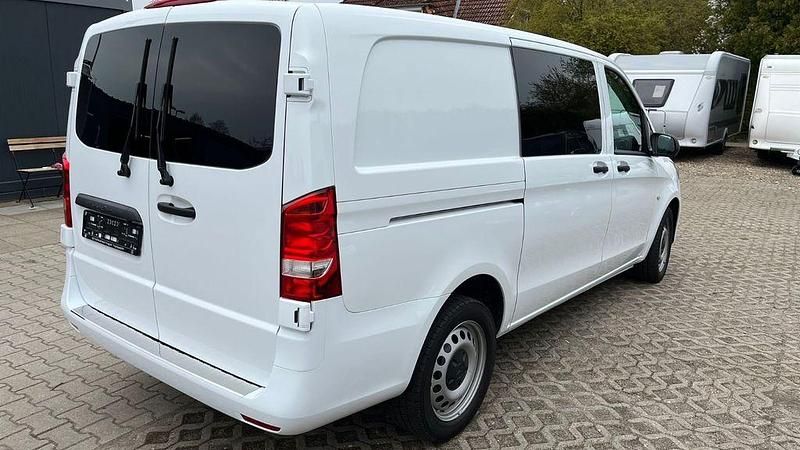 Second-hand Mercedes Vito 190 CP (139 kW) 2023 Alb Van