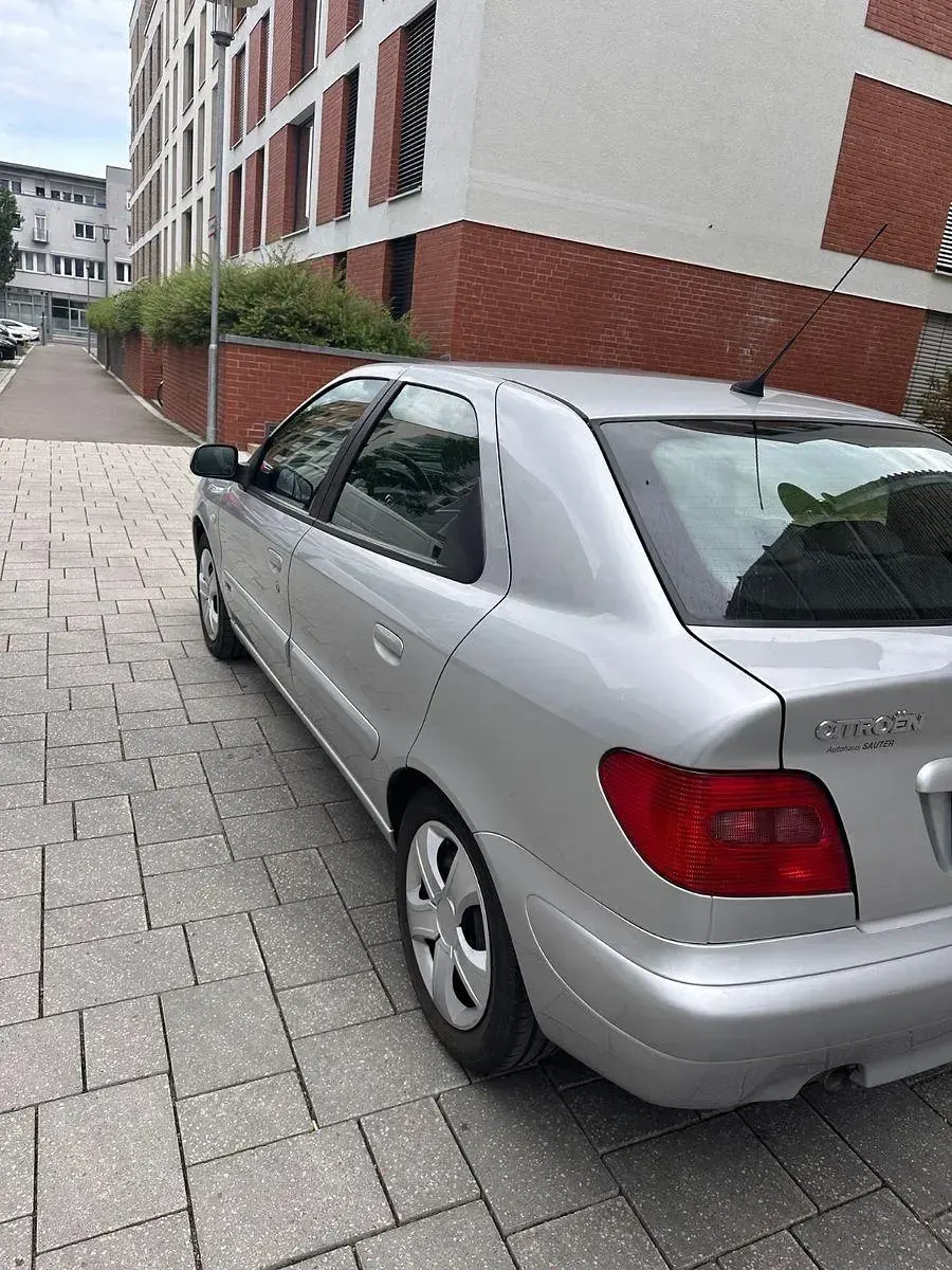 Gebraucht Citroën Xsara 109 PS (80 kW) 2002 Grau Limousine