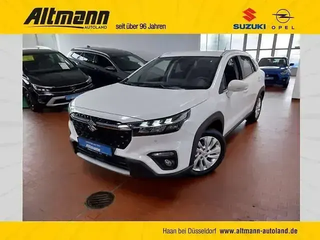 Gebraucht Suzuki SX4 S-Cross Comfort 129 PS (94 kW) 2024 SUV