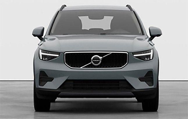 Neu Volvo XC40 163 PS (119 kW) 2026 Blau SUV
