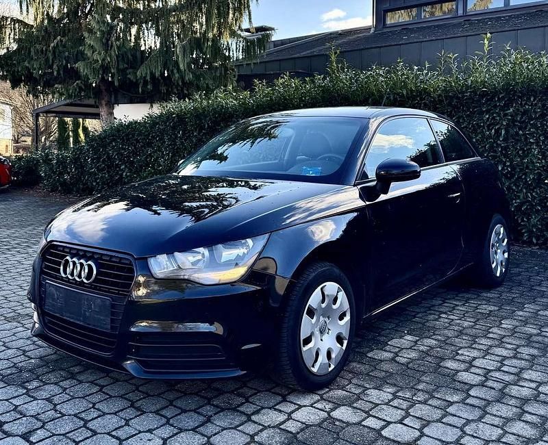Second-hand Audi A1 122 CP (89 kW) 2011 Negru Hatchback