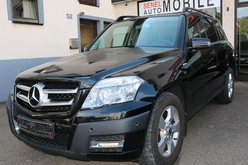 Schwarz Gebraucht 2011 Mercedes GLK250 SUV | 10.700 € (Guter Preis) - Bild 1/4