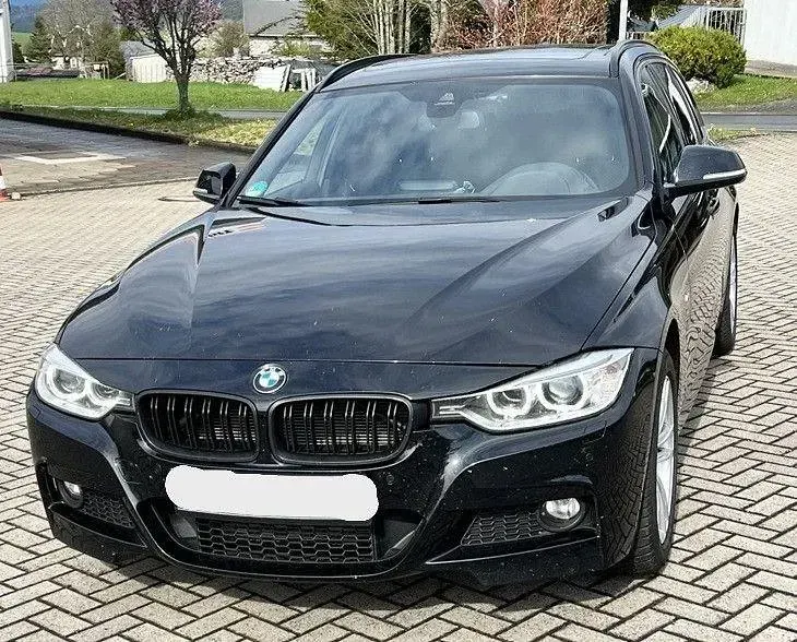 Gebraucht BMW 330 M Sport 258 PS (189 kW) 2013 Schwarz Kombi