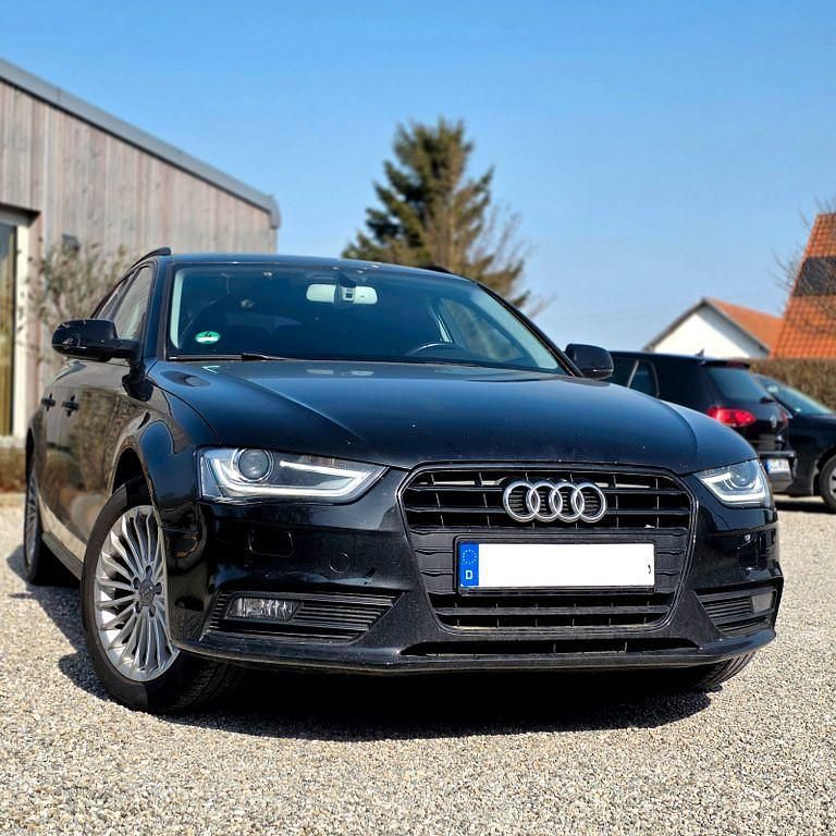 Gebraucht Audi A4 Sport 150 PS (110 kW) 2014 Schwarz Kombi