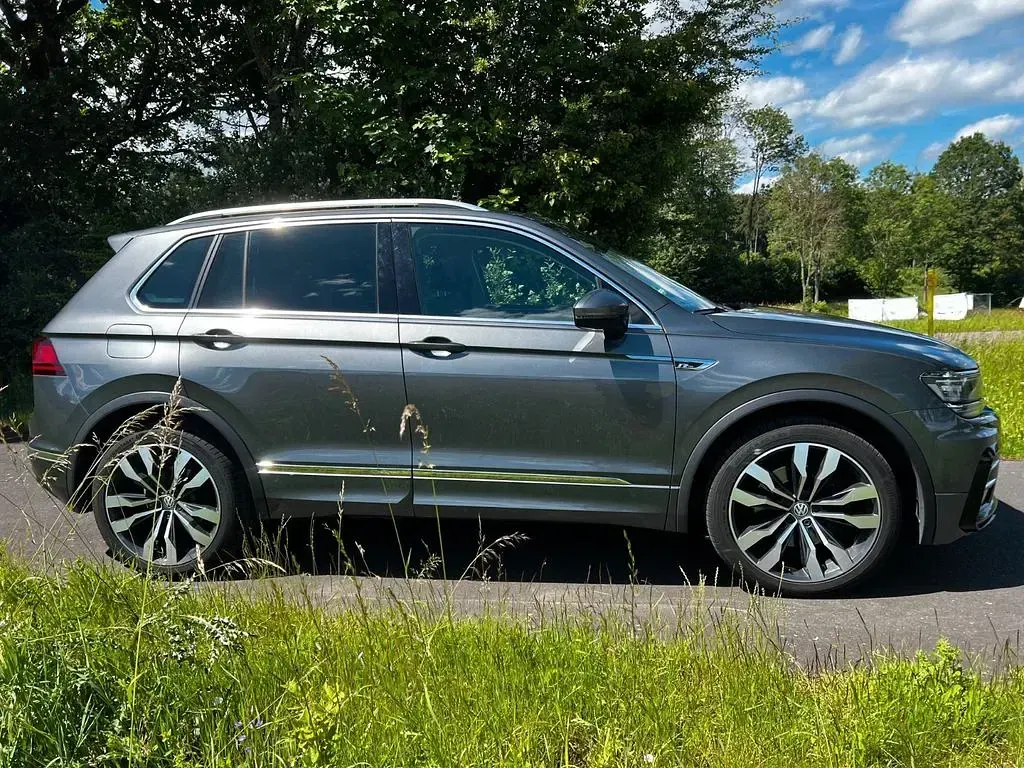 Gebraucht VW Tiguan R-line 190 PS (139 kW) 2018 Grau SUV