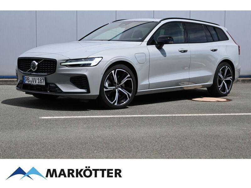 Grau Gebraucht 2024 Volvo V60 Business Edition Kombi | 52.490 € (Fairer Preis) - Bild 1/4