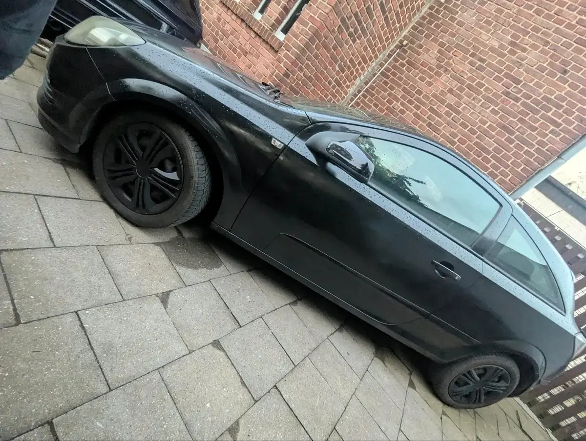 Gebraucht Opel Astra GTC 2006 Schwarz Coupé