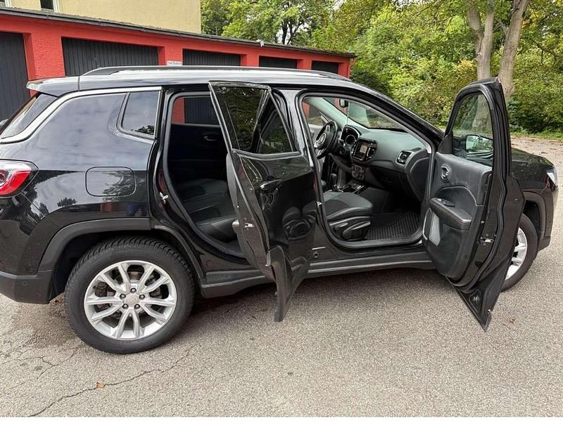Gebraucht Jeep Compass Limited 170 PS (125 kW) 2020 Schwarz SUV