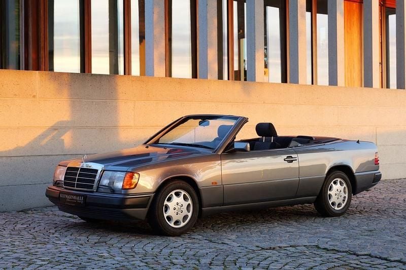 Gebraucht Mercedes E320 220 PS (161 kW) 1992 Grau Cabrio