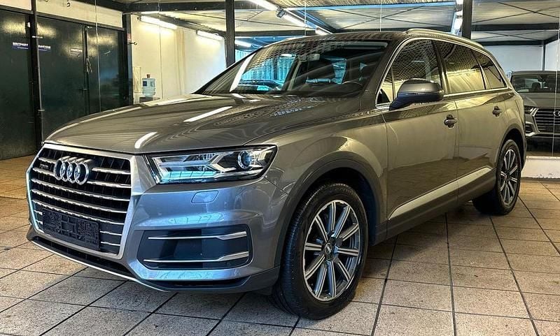 Gebraucht Audi Q7 Sport 272 PS (200 kW) 2015 Grau SUV