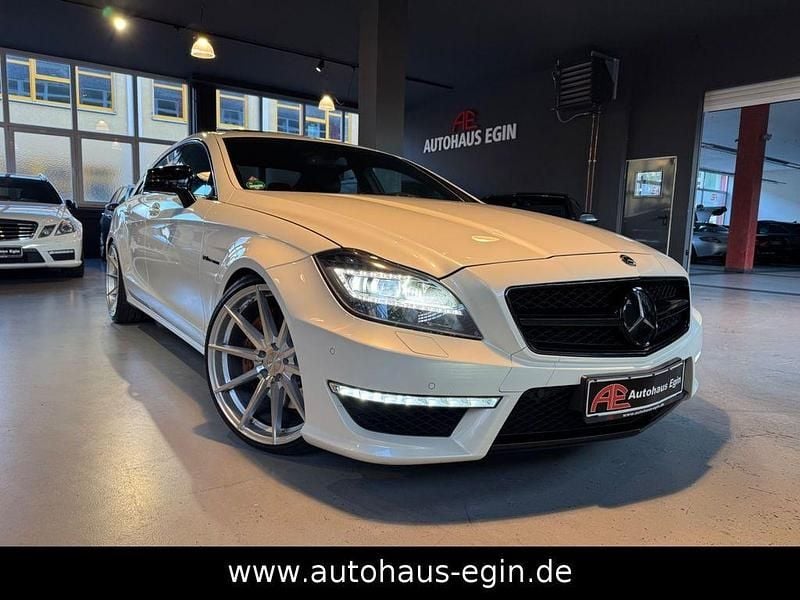 Gebraucht Mercedes CLS63 AMG AMG 557 PS (409 kW) 2011 Weiß Limousine