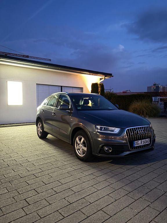 Gebraucht Audi Q3 Sport 170 PS (125 kW) 2013 Grau SUV