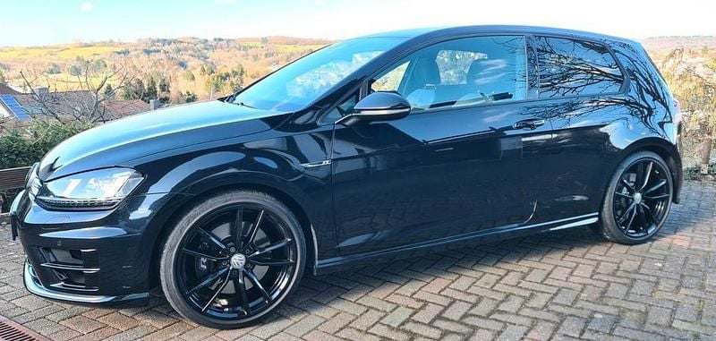 Gebraucht VW Golf VII R 300 PS (220 kW) 2016 Schwarz Limousine