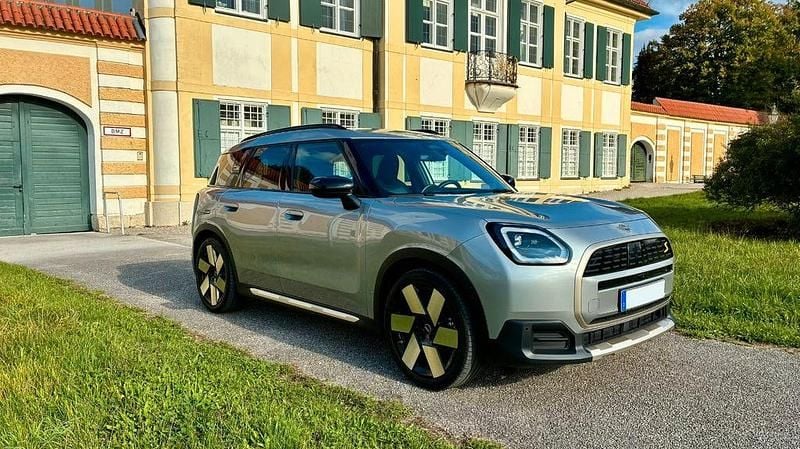 Gebraucht Mini Cooper S Countryman Favoured 230 kW (313 PS) 2024 Silber SUV