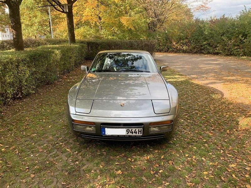 Grau Gebraucht 1989 Porsche 944 S2 Coupé | 22.900 € - Bild 1/4