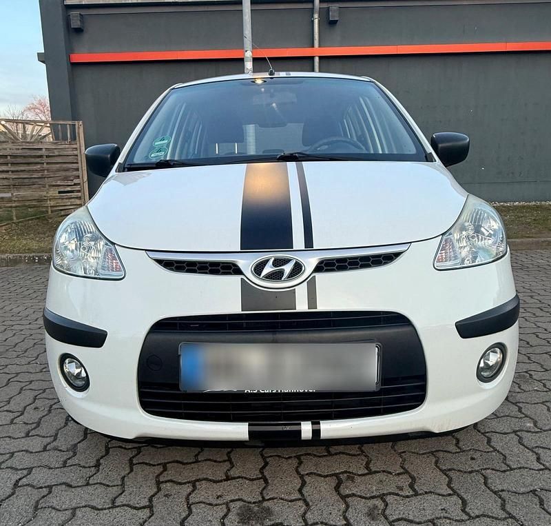 Gebraucht Hyundai i10 67 PS (49 kW) 2010 Weiß Kleinwagen