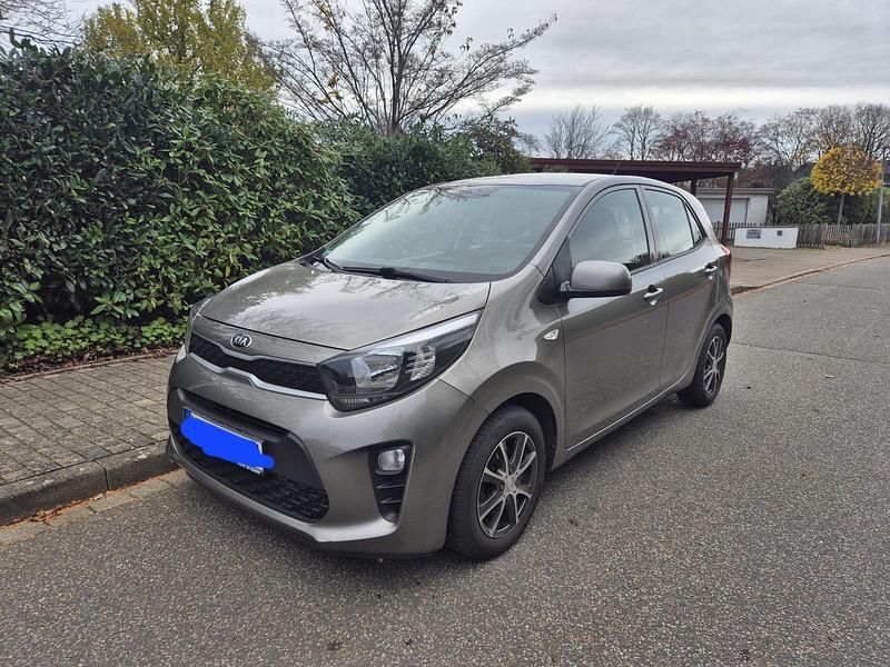 Grau Gebraucht 2018 Kia Picanto Kleinwagen | 7.680 € (Guter Preis) - Bild 1/4