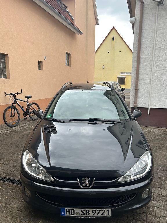Schwarz Gebraucht 2006 Peugeot 207 Kombi | 1.400 € (Guter Preis) - Bild 1/4