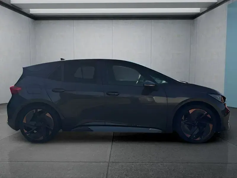 Usata Cupra Born 169 kW (231 CV) 2022 Grigio Utilitaria