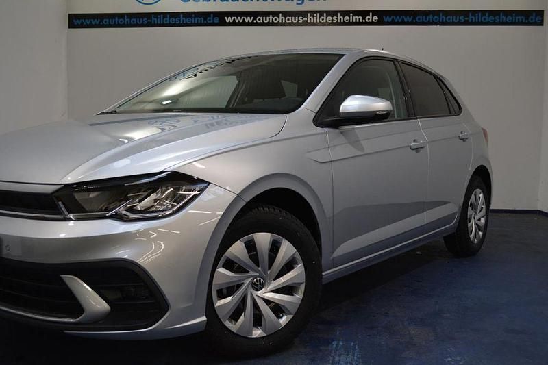 Gebraucht VW Polo Life 95 PS (69 kW) 2025 Silber Limousine