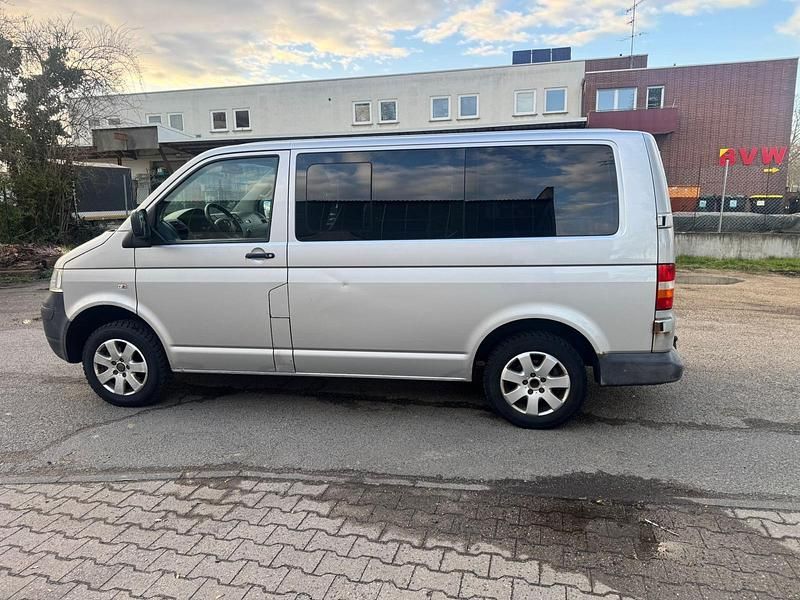 Gebraucht VW T5 131 PS (96 kW) 2009 Silber Van