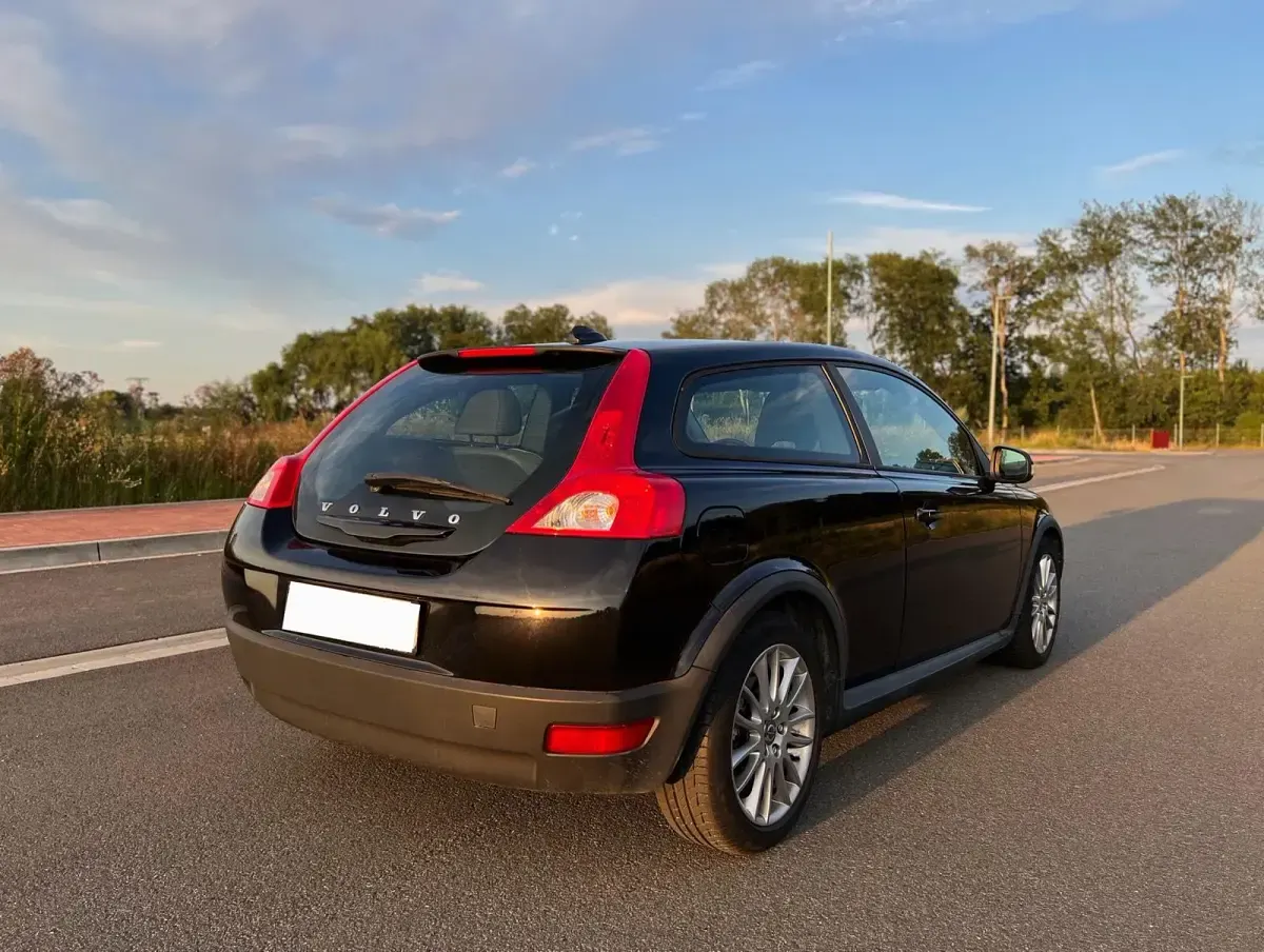 Gebraucht Volvo C30 109 PS (80 kW) 2009 Schwarz Kleinwagen