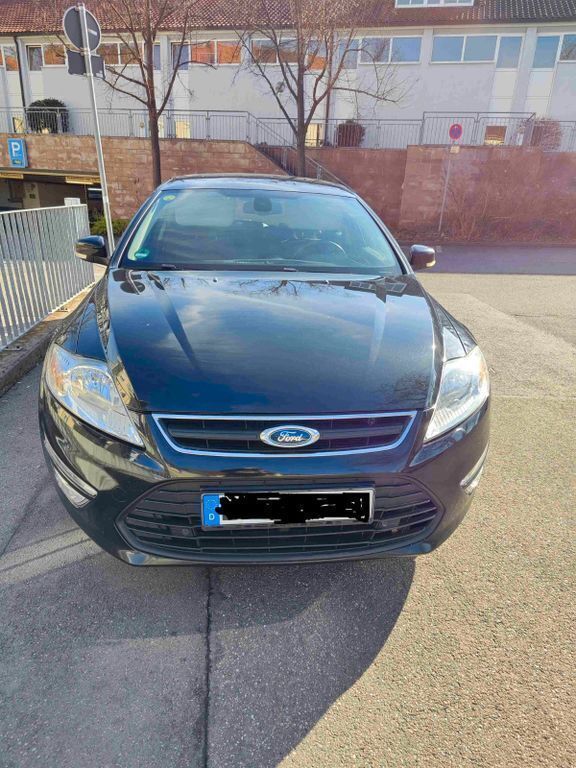 Schwarz Gebraucht 2012 Ford Mondeo Titanium Limousine | 2.600 € (Superpreis) - Bild 1/4