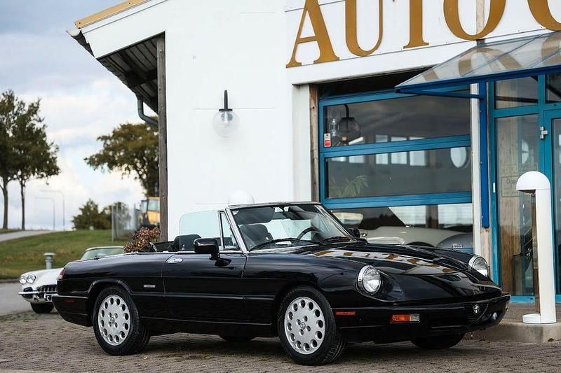 Gebraucht Alfa Romeo Spider 120 PS (88 kW) 1993 Schwarz Cabrio