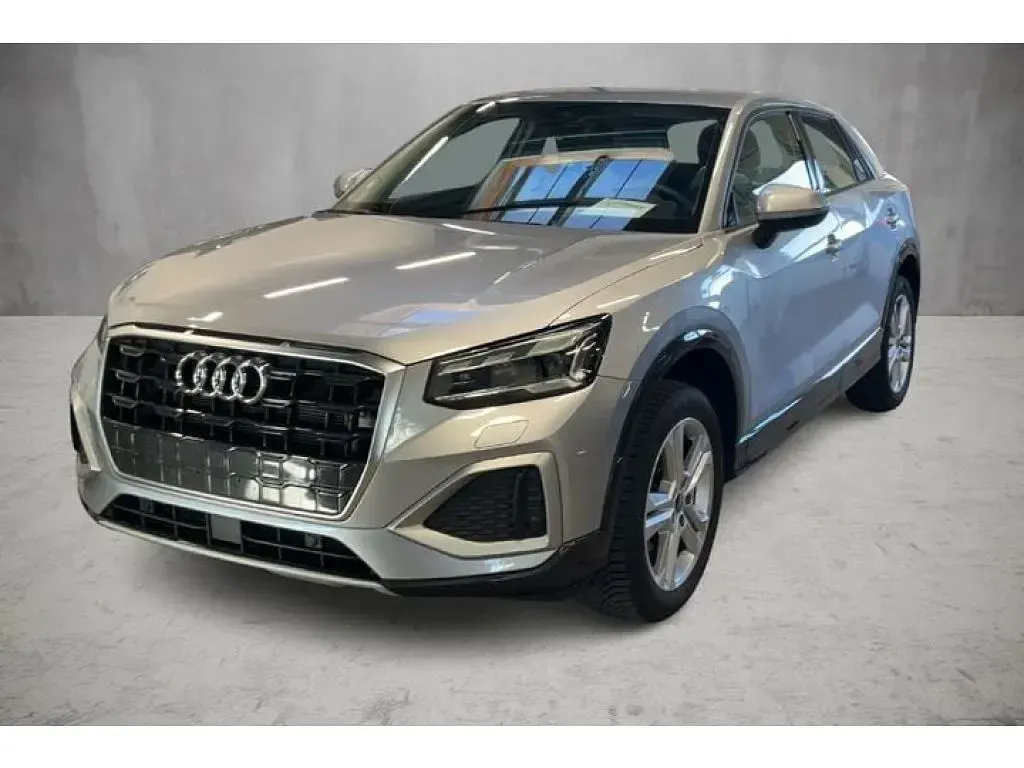 Używany Audi Q2 Advanced Plus 150 KM (110 kW) 2024 Srebrny SUV