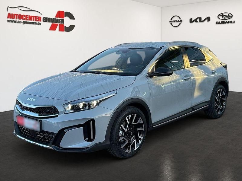 Neu Kia XCeed 150 PS (110 kW) 2025 Grau SUV