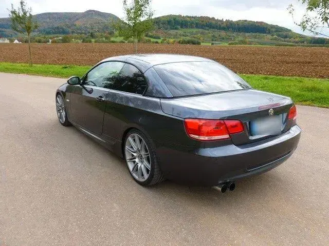Gebraucht BMW 330 Cabriolet M Sport 272 PS (200 kW) 2008 Grau Cabrio