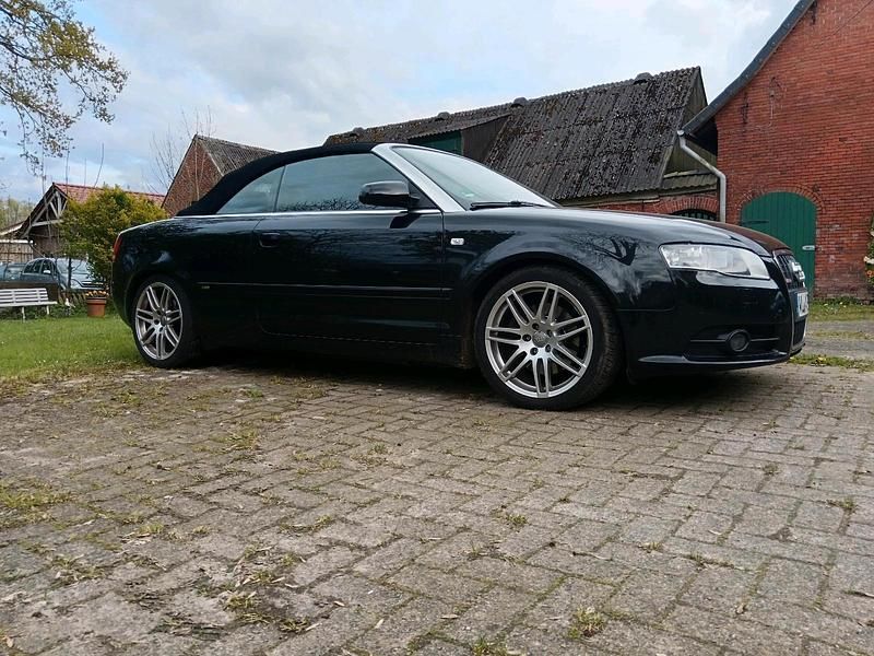 Schwarz Gebraucht 2009 Audi A4 Cabriolet S-Line Cabrio | 10.000 € (Fairer Preis) - Bild 1/4