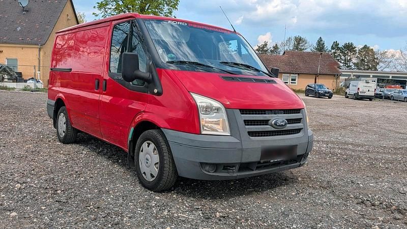 Gebraucht Ford Transit 85 PS (62 kW) 2012 Rot Van / Kleinbus