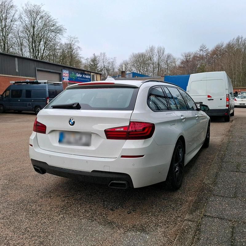 Gebraucht BMW M550 381 PS (280 kW) 2016 Weiß Limousine