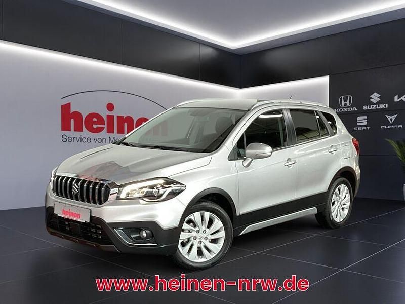 Grau Gebraucht 2018 Suzuki SX4 S-Cross Comfort SUV | 14.399 € (Fairer Preis) - Bild 1/4