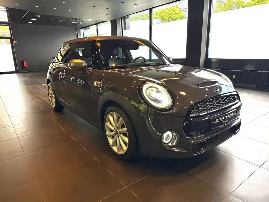 Gebraucht Mini Cooper S Chili 192 PS (141 kW) 2020 Grau Kleinwagen