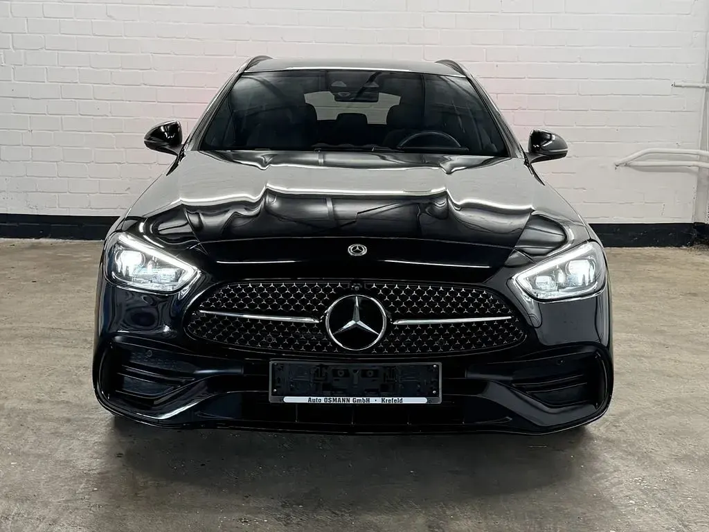 Gebraucht Mercedes C300e AMG line 197 PS (144 kW) 2025 Obsidianschwarz  metalliclack Kombi