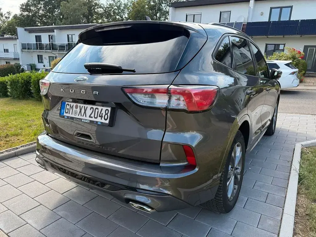 Gebraucht Ford Kuga ST-Line X 190 PS (139 kW) 2021 Grau SUV